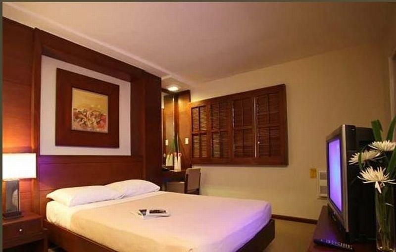 Amorsolo Mansion Hotel Makati City Zewnętrze zdjęcie